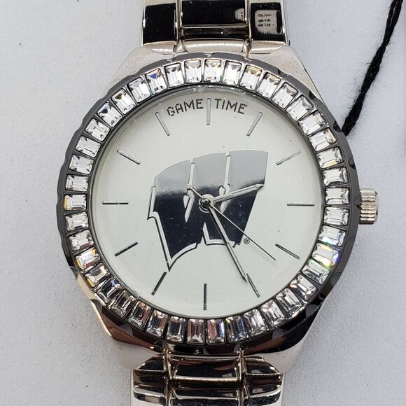 University of Wisconsin Badgers 40MM Women's Watch White Dial 6.5" New Battery - Picture 2 of 12